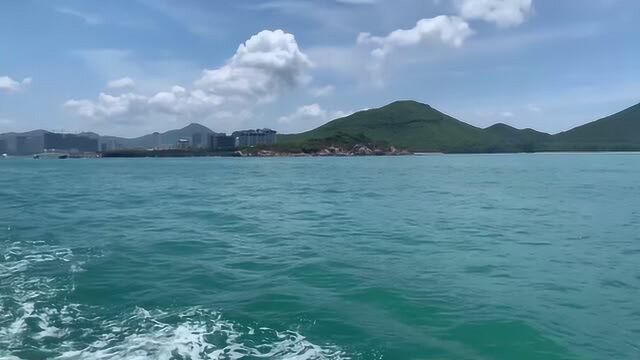 三亚小哥带朋友出海,7月8日的海上风景,船不太多