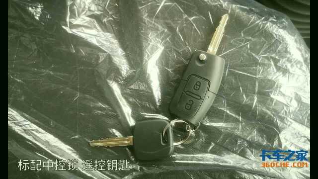 能上蓝牌的跃进C100双排轻卡,城是工程建设首选