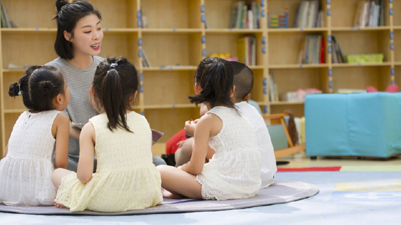 我国学前教育在园幼儿数量连降三年 去年我国学前教育在园幼儿减少534.5万人