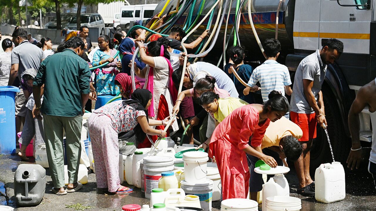 印度高温已致211人死亡,多地连日遭高温炙烤,最高温近50℃