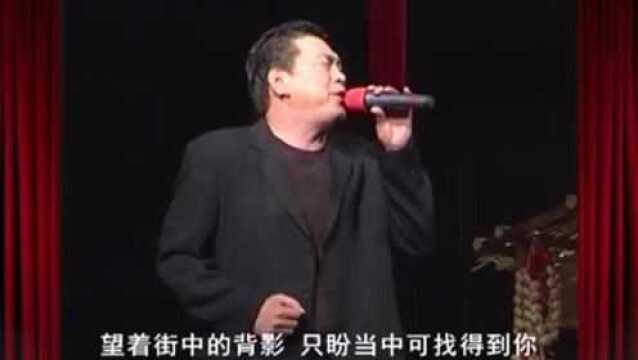 “大傻 ”成奎安献唱张学友成名曲《忘情冷雨夜》