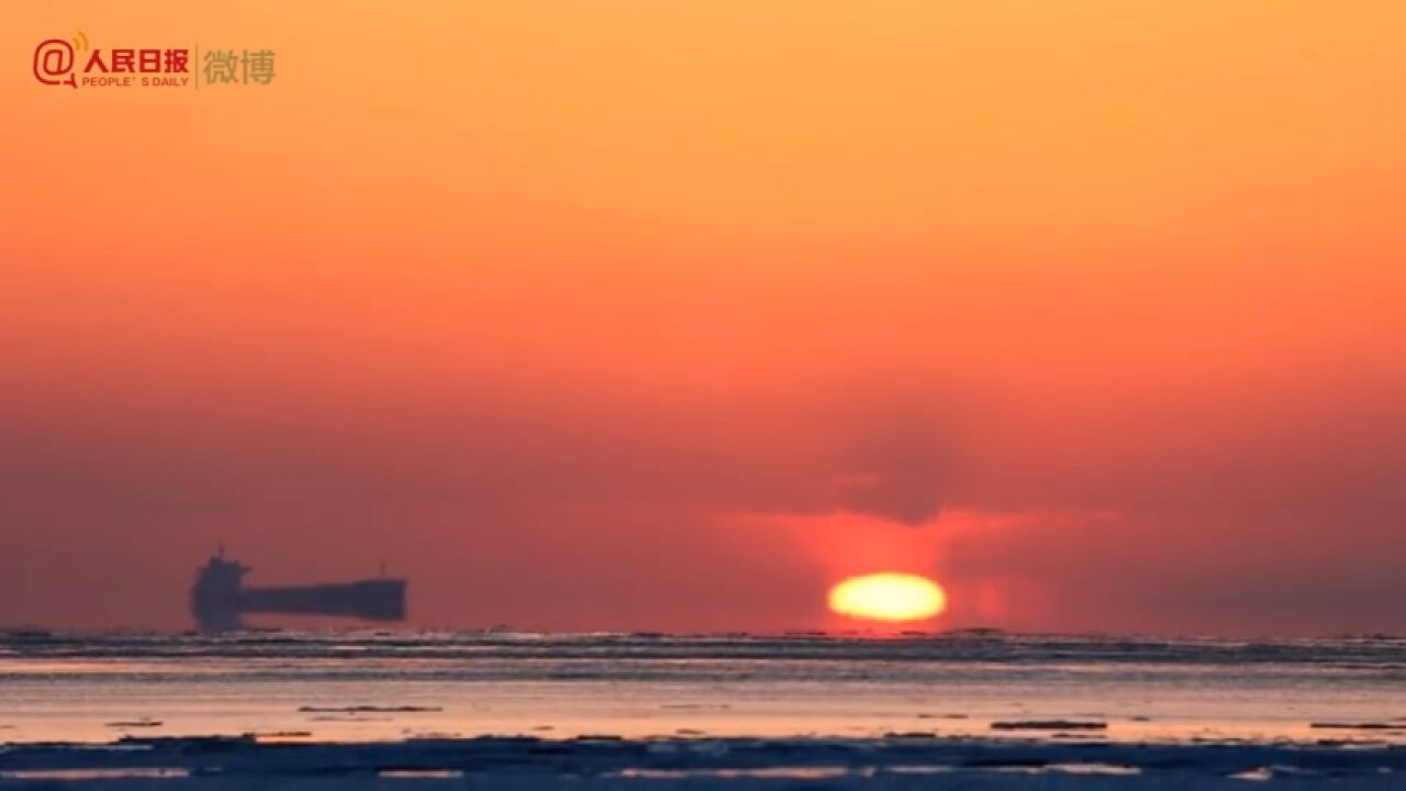 绝美!1分钟沉浸式欣赏海上日出