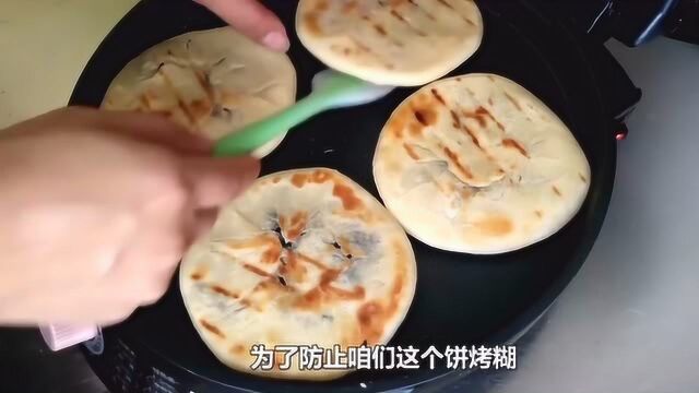 芝麻夹心饼你会做吗?大厨分享制作要领,吃货们来学学吧