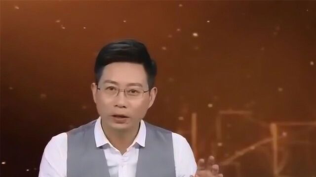 万贞儿因父犯事进宫为奴,为生计,忍辱负重实属无奈!