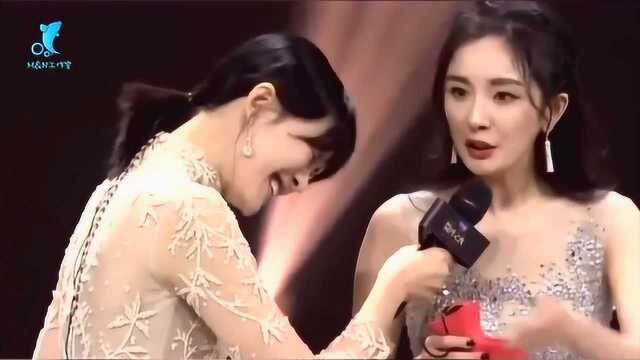 杨幂现场给“二舅”沈腾送礼,撒娇卖萌和主持人杠上,沈腾笑开花