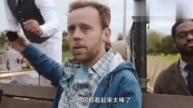 脑洞大开!公园椅子自带高铁,你值得拥有!