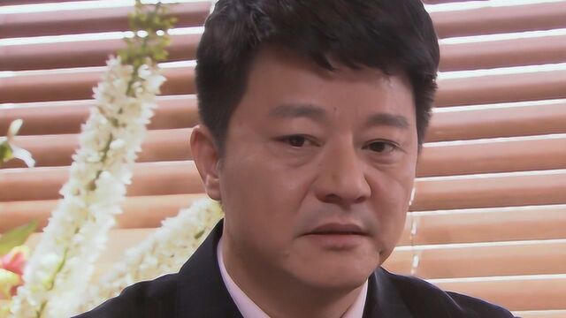 莎莎和建平只是逢场作戏,建平却为了她抛妻弃子