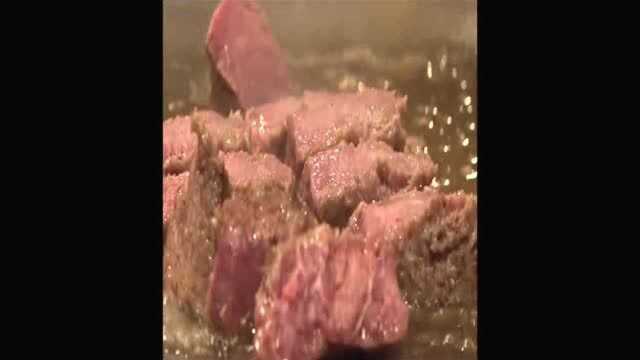 神户牛肉铁板烧~鲜嫩多汁,入口即化,一口下去汁儿都要喷出来了