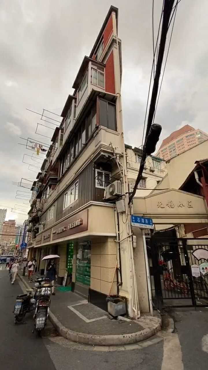 宁波路纸片楼富有上海特色因酷似纸片得名