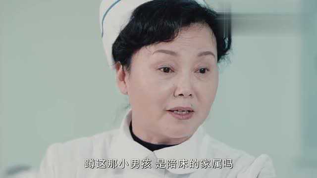 三个儿子无一人过来照顾,在他们眼里亲情一文不值.