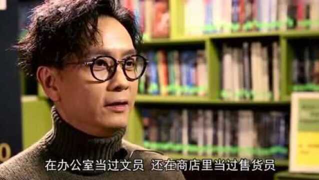 “金马影帝”谢君豪,57岁的近照略显憔悴,与妻子恩爱24年无绯闻!