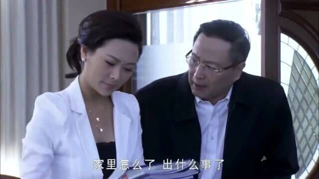 大老板出差回来,问助理怎么样,助理:是公司还是家里?