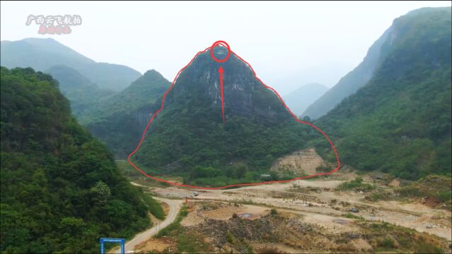 广西山顶发现怪穴,据说是当地大师所选,这种地方不是杀师地吗?