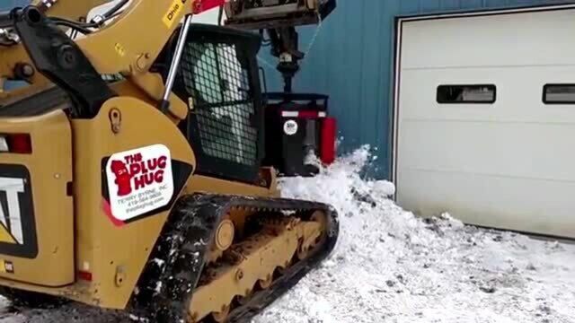 各种除雪车辆和设备的除雪过程,赶紧 去看看吧,你们觉得哪一个更加的快!