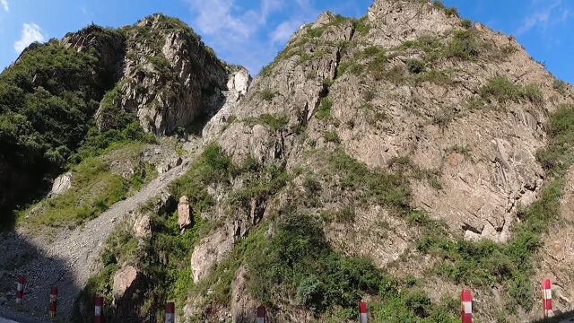 来伊犁自驾旅游,如果你想看到原生态,尼勒克就是一个向往和必去地方.