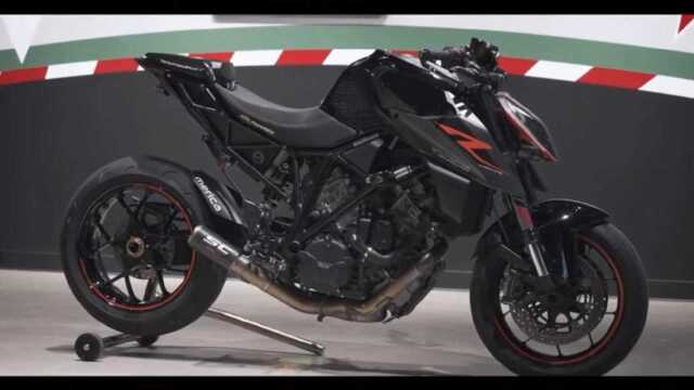 超级公爵 KTM 1290