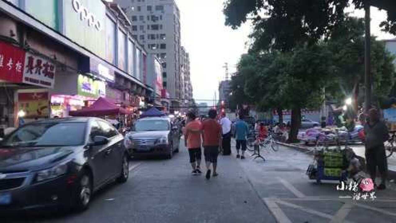 广东东莞：实拍长安镇厦岗夜市街道，白天没几个人一到晚上就热闹非凡 腾讯视频