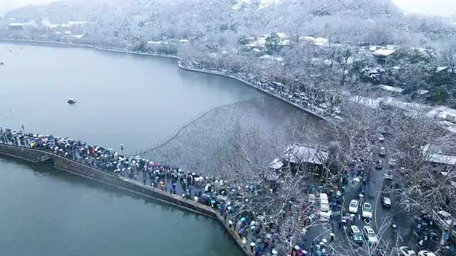 雪落杭城 “雪湖”上线