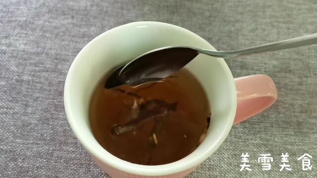 适合四季的姜米茶,家里有大米和生姜就能做,刮油减脂减肚腩