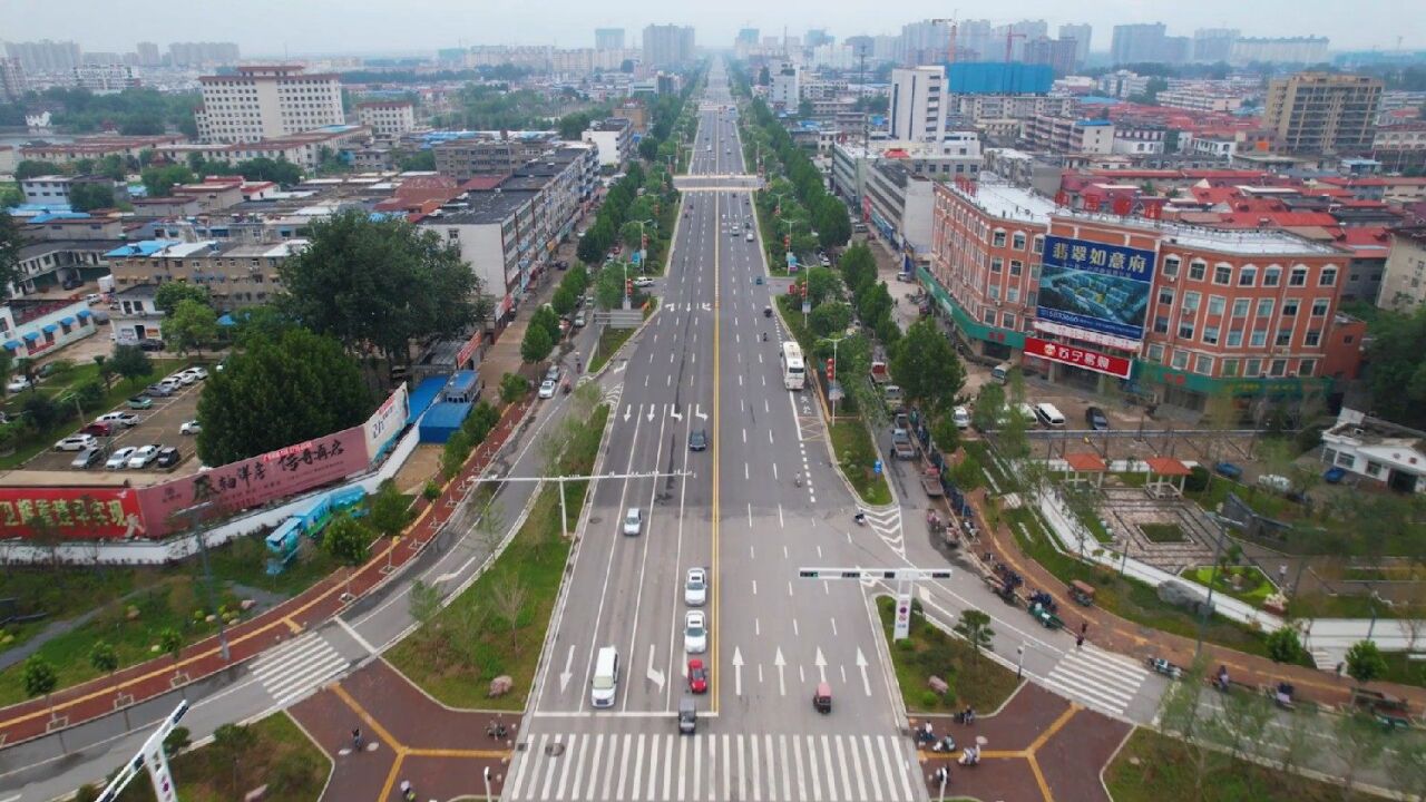 新乡市卫辉比干大道美丽街景