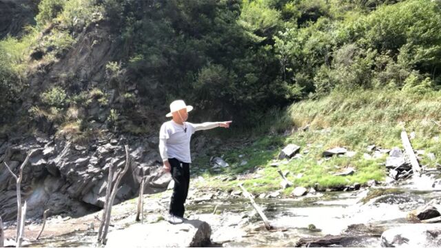 四川茂县松坪沟,墨海瀑布独特奇景,山水美丽壮观.