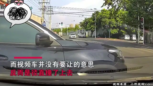 故意的?男子直行前车突然双实线调头,男子径直撞上:就不惯着!