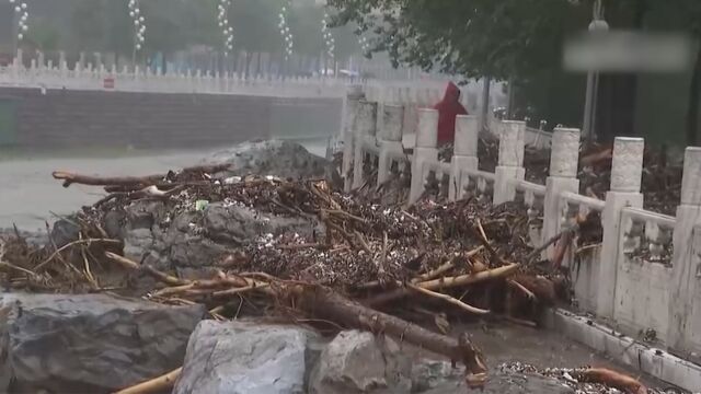 京津冀等地紧急应对强降雨,北京:门头沟城区全面断水,市水务局不间断配送