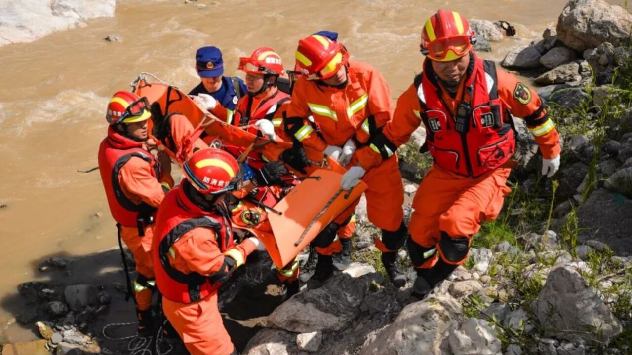 甘肃省甘南州夏河县发生山洪灾害,已致7人失联3人受伤