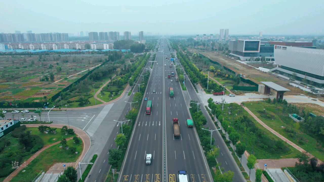 山东临沂市长春路美丽街景