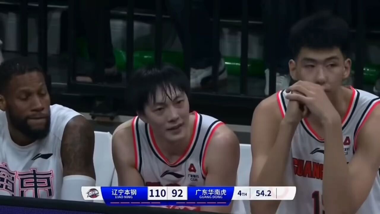 季后赛场均19+3!胡明轩即将合同到期,他配得上顶薪吗?