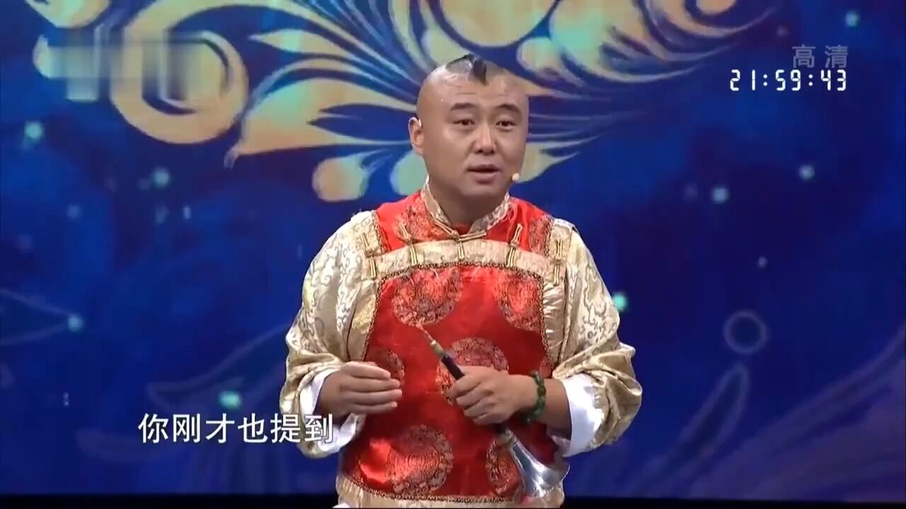 男子练习唢呐,现场展现祖传鼻口齐用吹奏绝活,征服全场