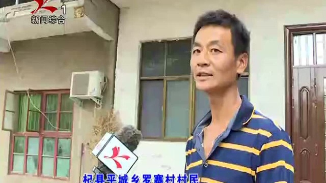 “万名教师进万户”精准扶贫见实效