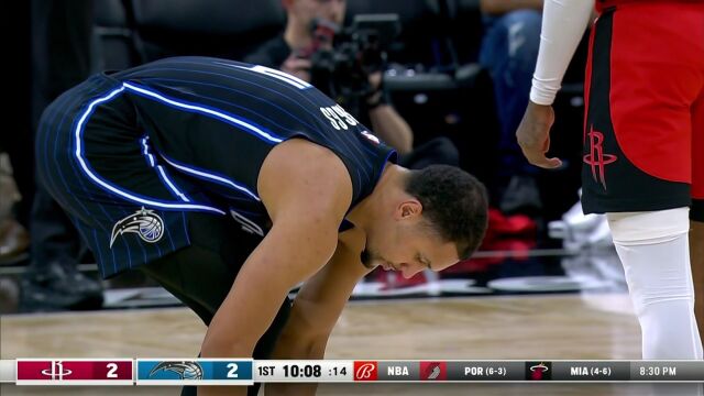 NBA常规赛：火箭vs魔术第1节中文解说回放