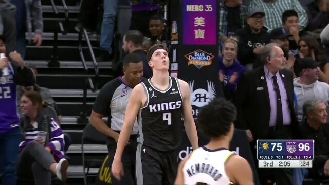 投手也会飞 蒙克连线赫尔特挂筐暴扣