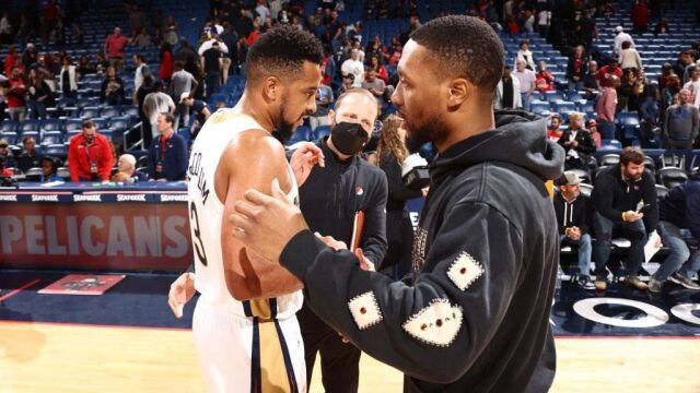 NBA不止是生意场！CJ与利拉德赛后拥抱