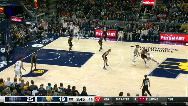 莫兰特拉杆被预判 阿尔达马拦网抢断反击暴扣