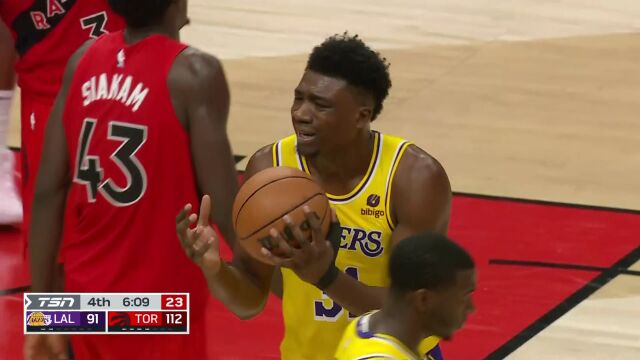 NBA常规赛：湖人vs猛龙第4节英文原声回放