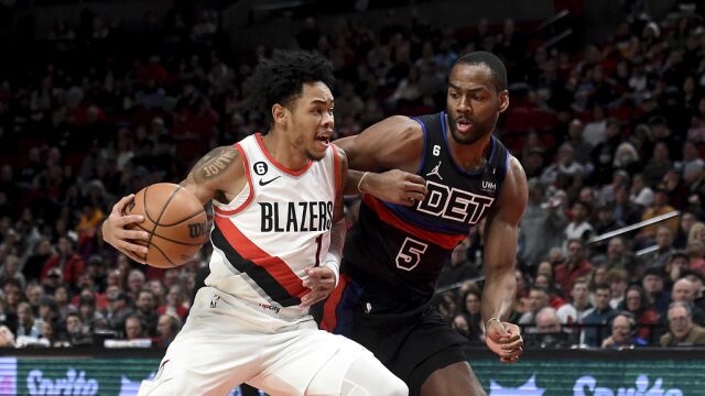 西蒙斯vs活塞集锦 全场30+5高效投射助队取胜