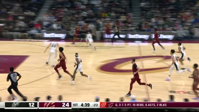 米球王的三分实力 米切尔张弓搭箭飚中三份