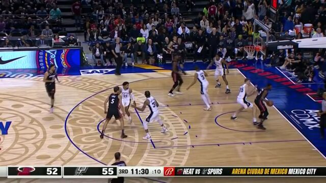 迪奥普抢断反击顺水推舟 瓦塞尔跟进接球双臂暴扣