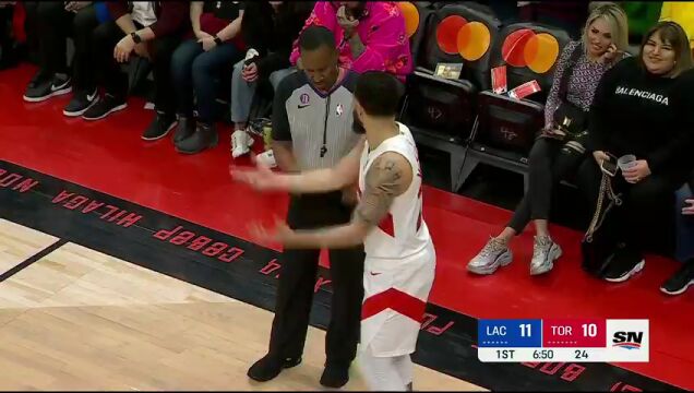 NBA常规赛:快船vs猛龙第1节中文解说回放