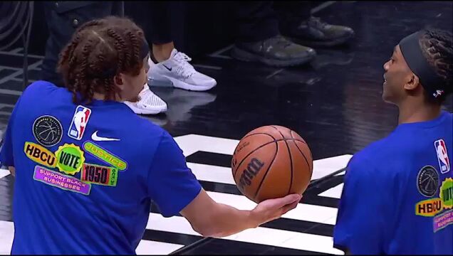 NBA常规赛：奇才vs老鹰第1节 英文解说回放