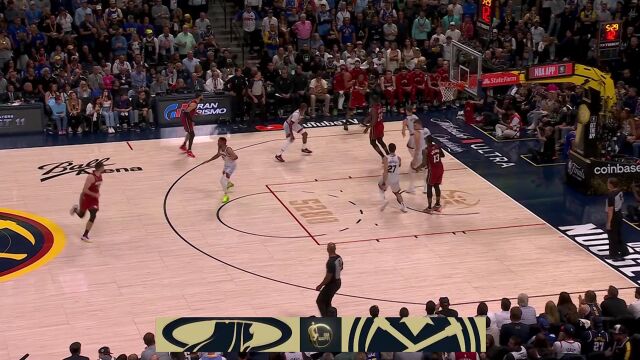 二话不说就是拔！洛瑞手起刀落三分连续命中