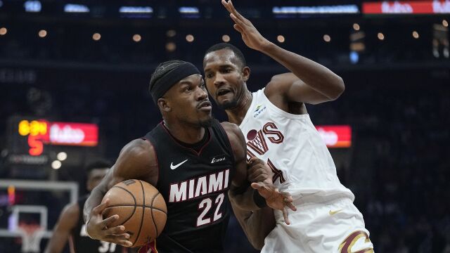 詹姆斯最新总得分篮板助攻 640