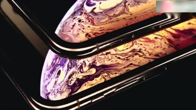 iPhone Xs 将近一分钟金色大气广告