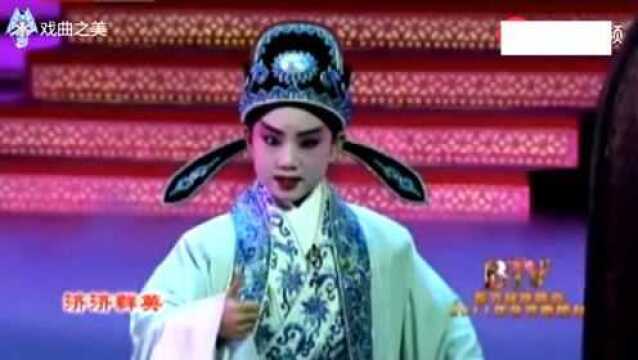 不亏京剧小神童,2011年小陶阳演唱《赤壁》,观众掌声雷动