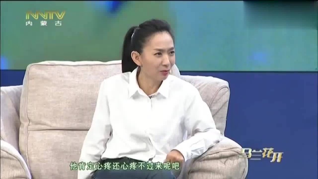 白燕升出身农村,他这样评价农村环境:出混蛋也出英雄好汉