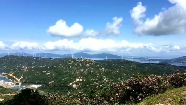 广东省四大渔港之一,上川岛𐟏️沙提渔港.网红打卡点风车山⛰️,一览众山小.