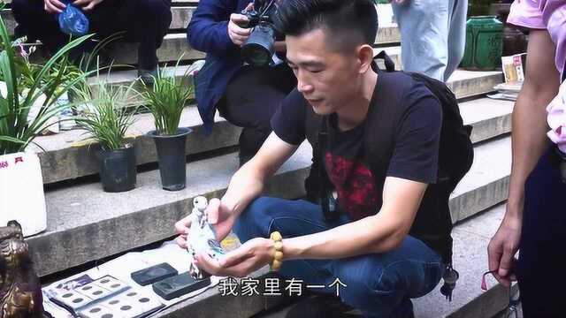 帅气主播地摊寻童趣:500元淘得“牧童骑牛”瓷塑