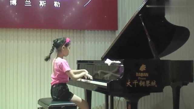 肖邦的《辉煌的大圆舞曲》十级考级优秀生表演视频